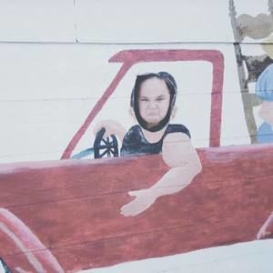 Meet your Posher, Clinton